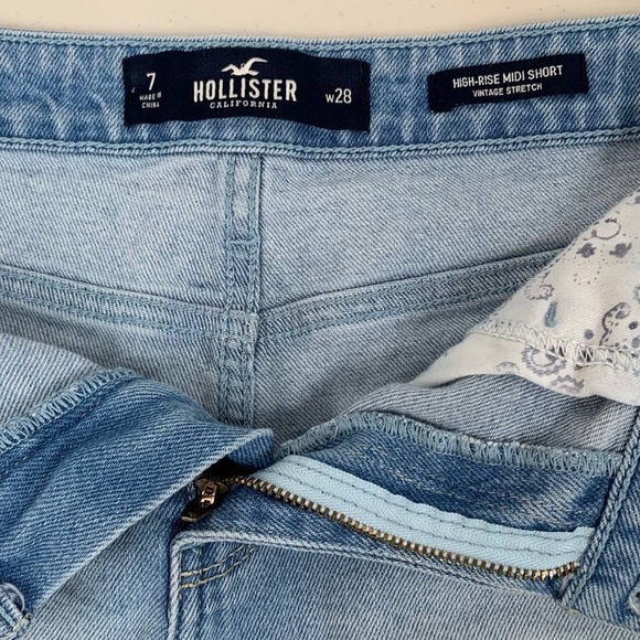 Hollister Jean High Rise Midi Shorts Size 28 Light Wash Distressed Stretch Denim - Picture 7 of 10